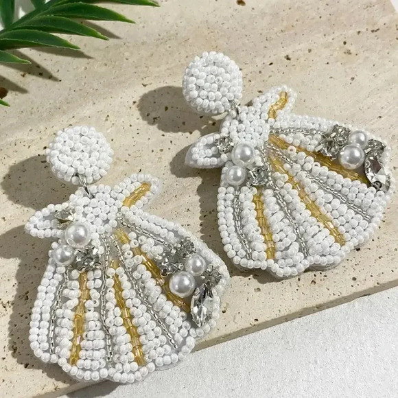 Anthropologie Beach Seashell Pearl Beaded Earrings Brand New - Picture 3 of 7